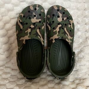 Women’s Camo Crocs